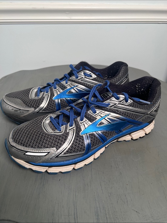 Brooks Other - Brooks GTS Adrenaline 17. Running Shoes in Black and Blue size 14 wide. Men’s